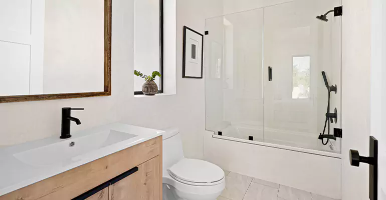 Tub Replacement With Shower in South Bend